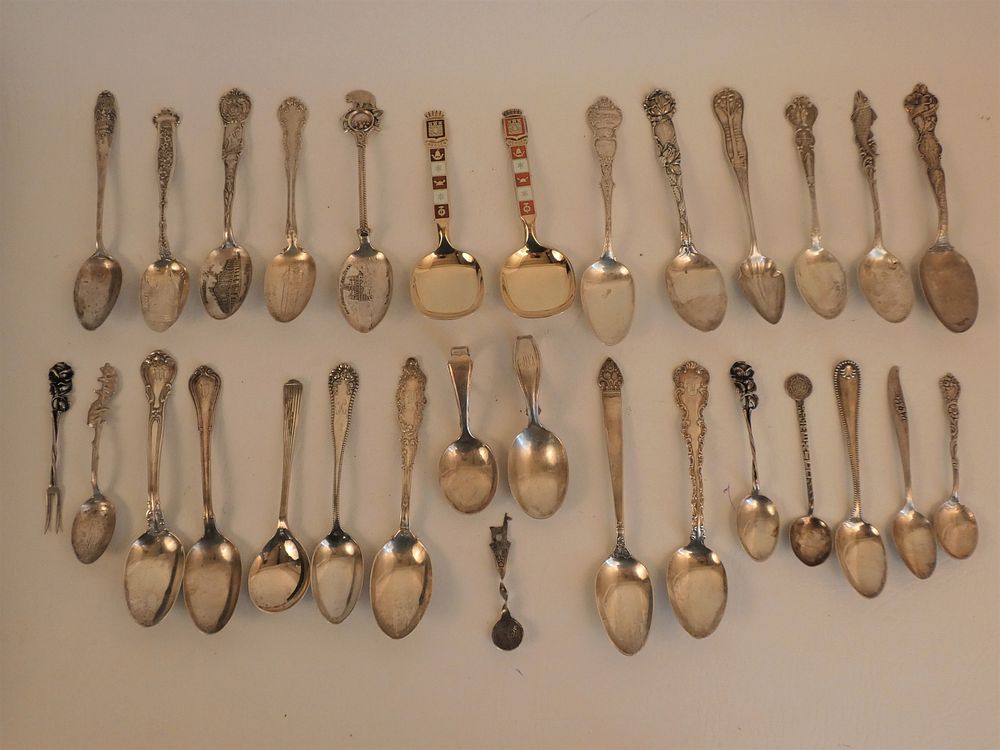 Appraisal: LOT OF SILVER FLATWARE SOUVENIR SPOONS Lot of pieces of