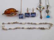 Appraisal: A mixed lot comprising a silver and turquoise pendant a