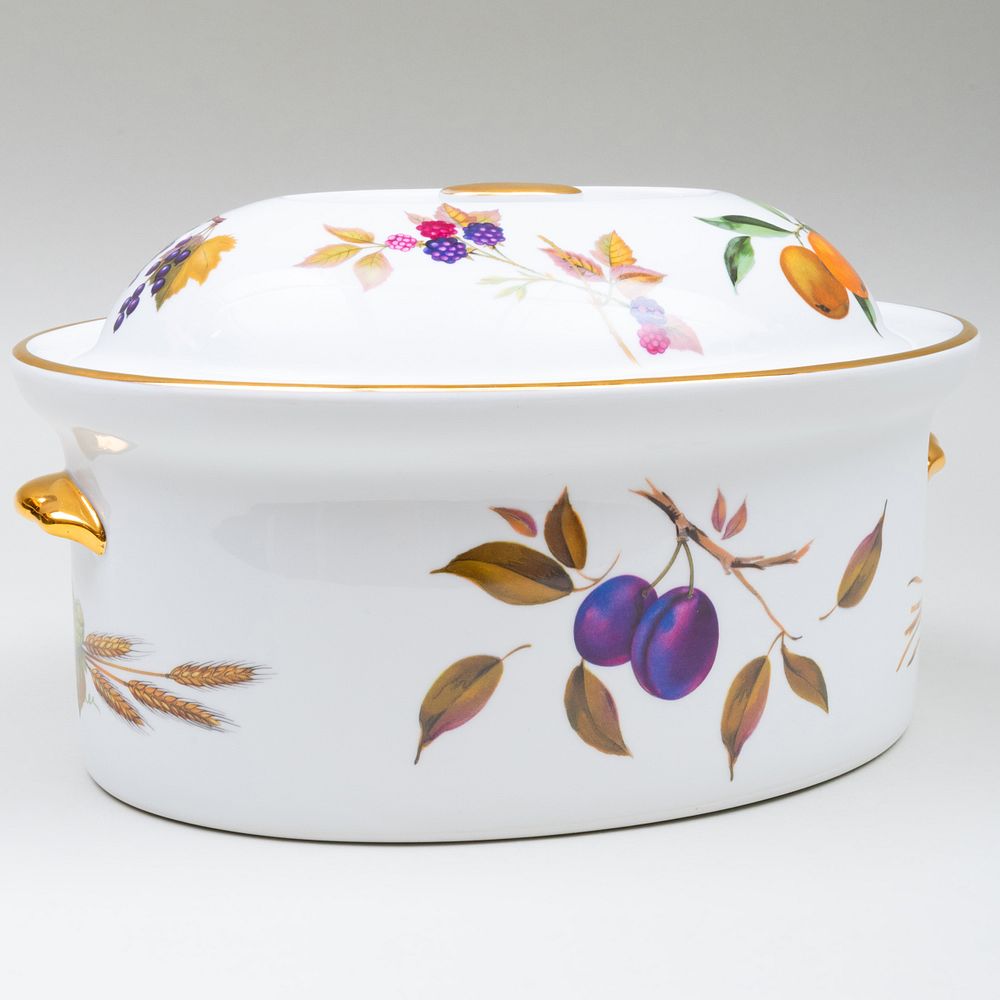 Appraisal: Royal Worcester Porcelain Tureen in the 'Evesham' Pattern Black printed