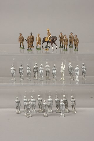 Appraisal: Lot of metal painted Gurkhas together with unpainted Gurkhas castings