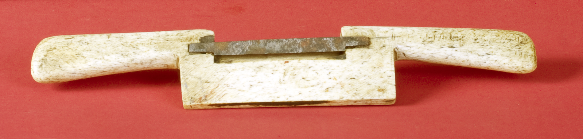 Appraisal: WHALEBONE SHIP'S CARPENTER DRAW-KNIFE With original iron blade Length inches