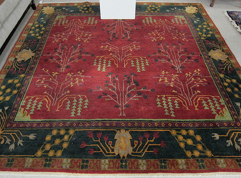 Appraisal: CONTEMPORARY HAND KNOTTED ORIENTAL CARPET WITH APPRAISAL Republic of Nepal