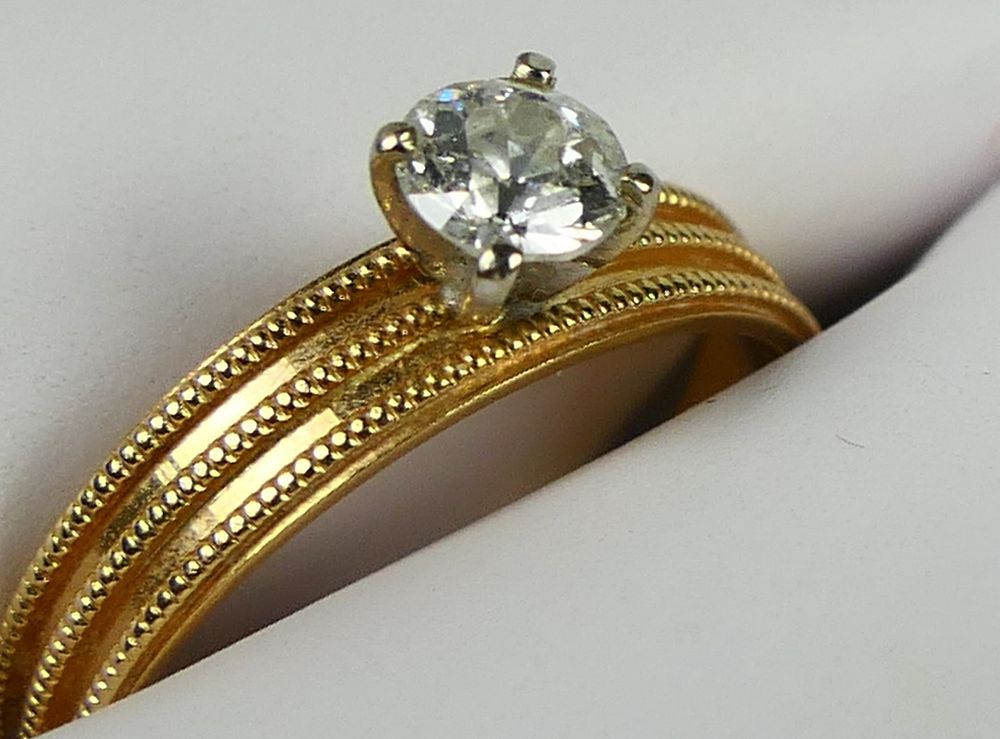 Appraisal: KT YELLOW GOLD DIAMOND LADIES ENGAGEMENT RING Size with ct