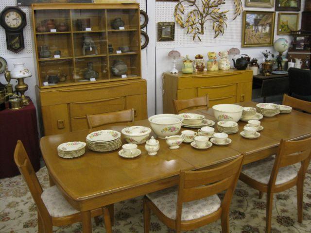 Appraisal: Heywood Wakefield Maple Dining Room Set Mid-Century includes table with