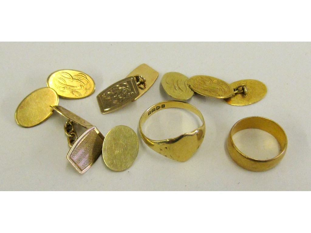 Appraisal: Lot comprising ct gold cuff links gms ct gold cuff