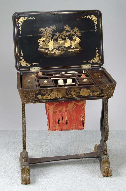 Appraisal: ORIENTAL EXPORT LACQUERWARE LIFT TOP SEWING STAND Hinged lid opens