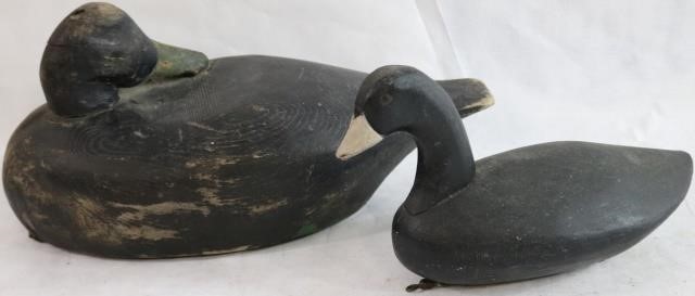 Appraisal: TWO CARVED WOODEN DECOYS EARLY TH CENTURY TOINCLUDE A MUD