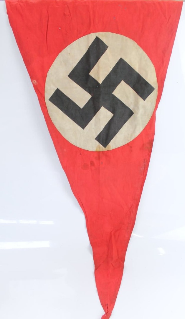 Appraisal: A German Third Reich Nazi Swastika pennant cm long