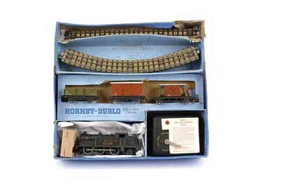 Appraisal: Hornby Dublo -rail EDG Tank Goods Train Set consisting of