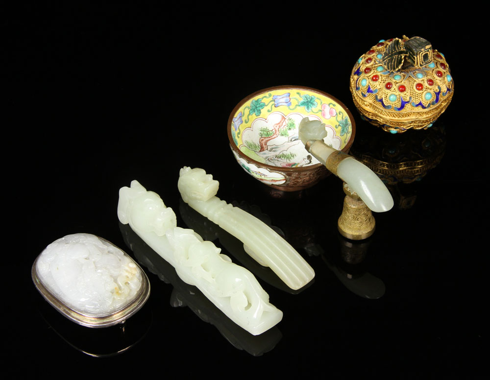 Appraisal: - Pc Chinese Items Five pieces of Chinese items to