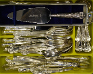 Appraisal: A quantity of ep King's pattern flatware to w a