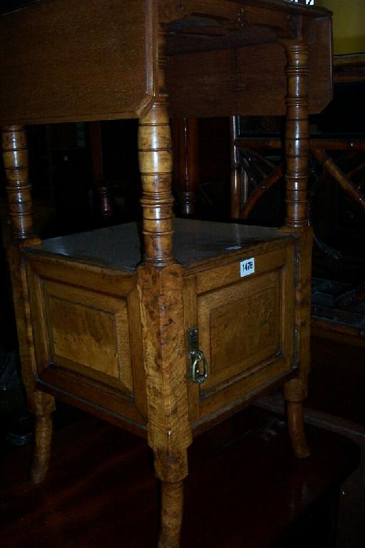 Appraisal: A Victorian oak pollard oak drop leaf occasional table the