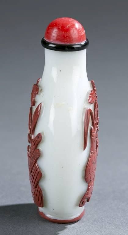 Appraisal: Chinese Peking glass overlay snuff bottle A Chinese Peking glass