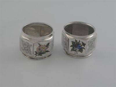 Appraisal: A pair of Victorian napkin rings hexagonal sides engraved decoration