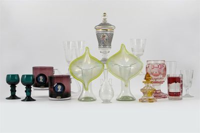 Appraisal: Eight various glasses one engraved with a pugilist scene of