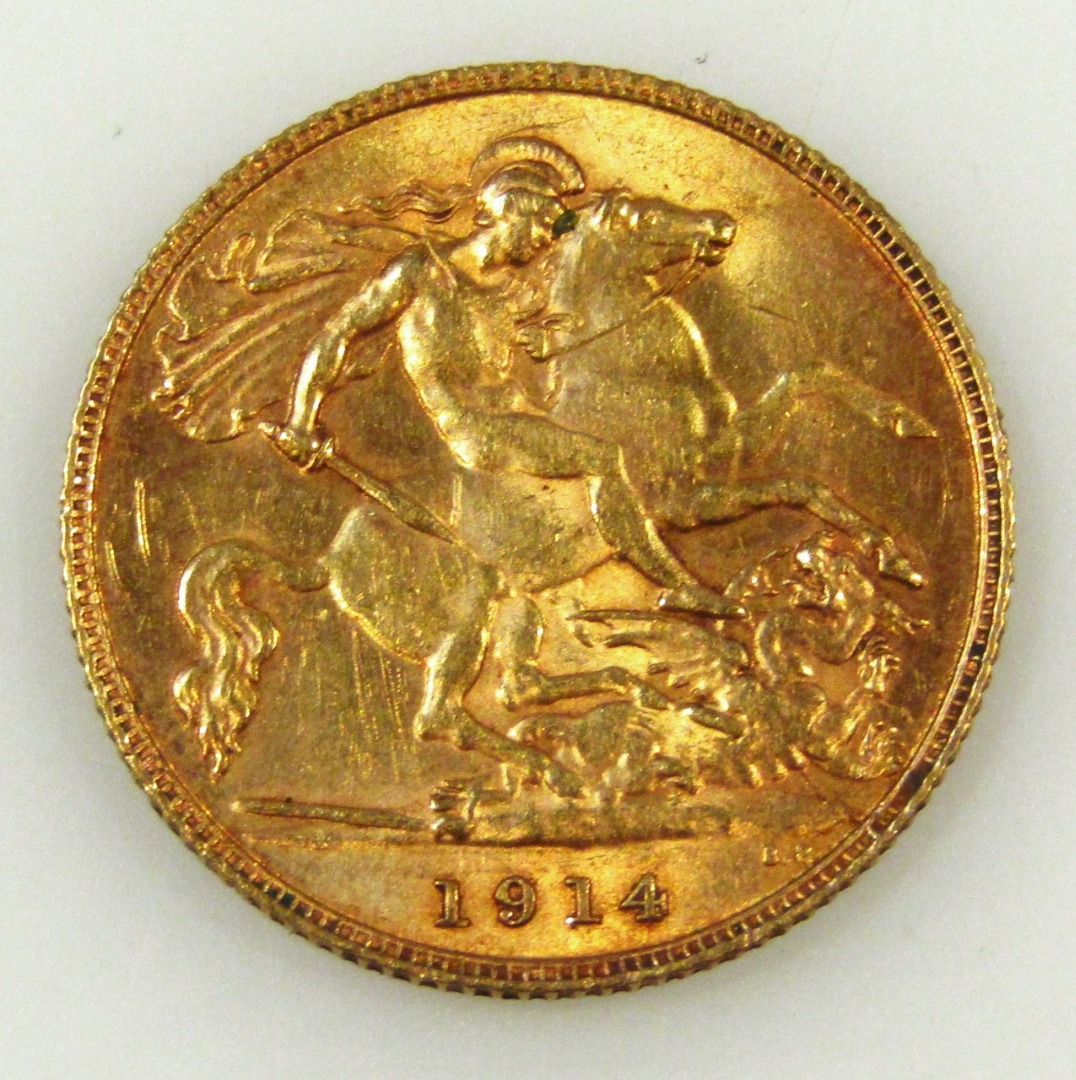 Appraisal: A George V gold half sovereign dated