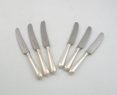 Appraisal: Six modern Old English pip tableknives and six side knives