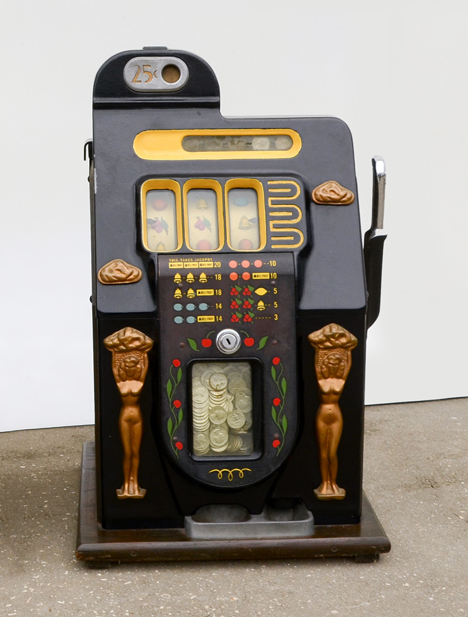 Appraisal: MILLS CENT CAST IRON SLOT MACHINE Circa 's black and