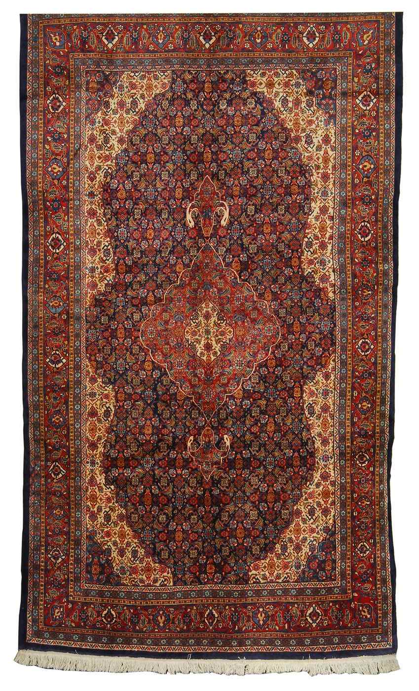 Appraisal: ORIENTAL RUG SAROUK MAHAL ' x ' '' Lozenge-form central