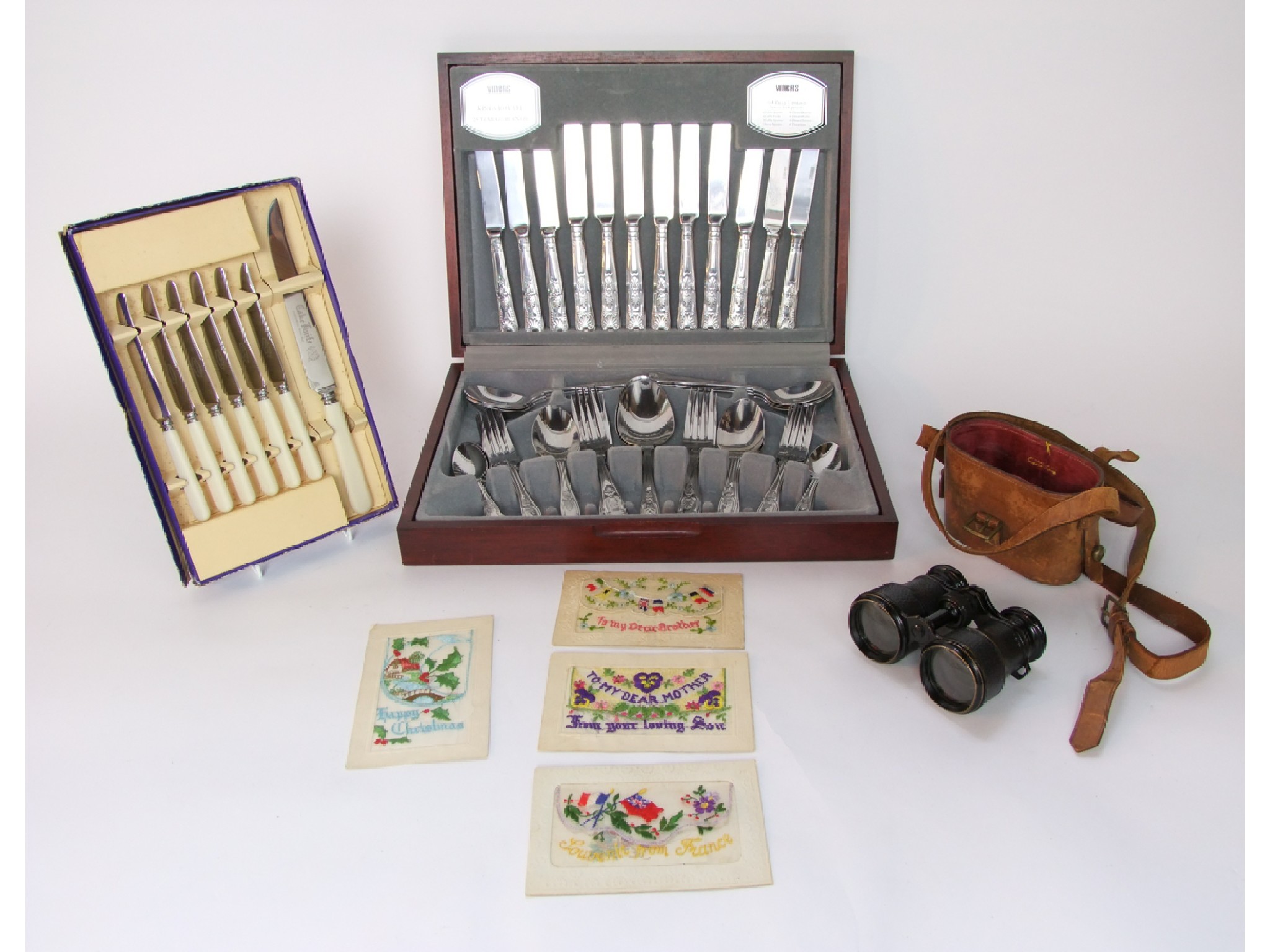 Appraisal: A cased set of Viners Kings Royal piece canteen together