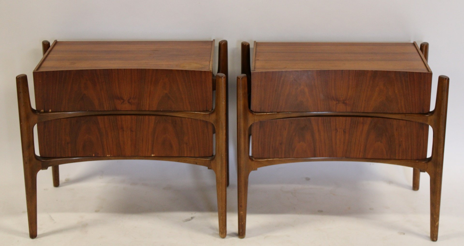 Appraisal: MIDCENTURY PAIR OF WILLIAM HINN NIGHT STANDS Nice original pair