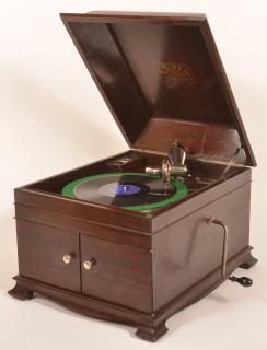 Appraisal: Victor VVIX- - record player Victrola reproducer very good Mahogany