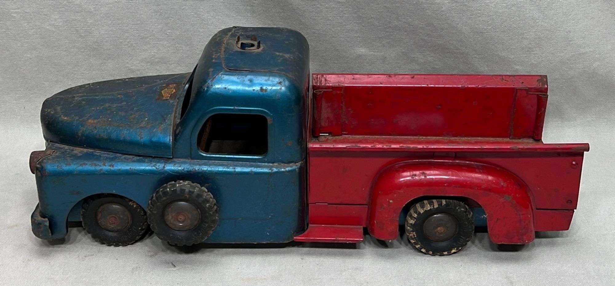 Appraisal: Structo pressed steel truck toymid th century appx overall length