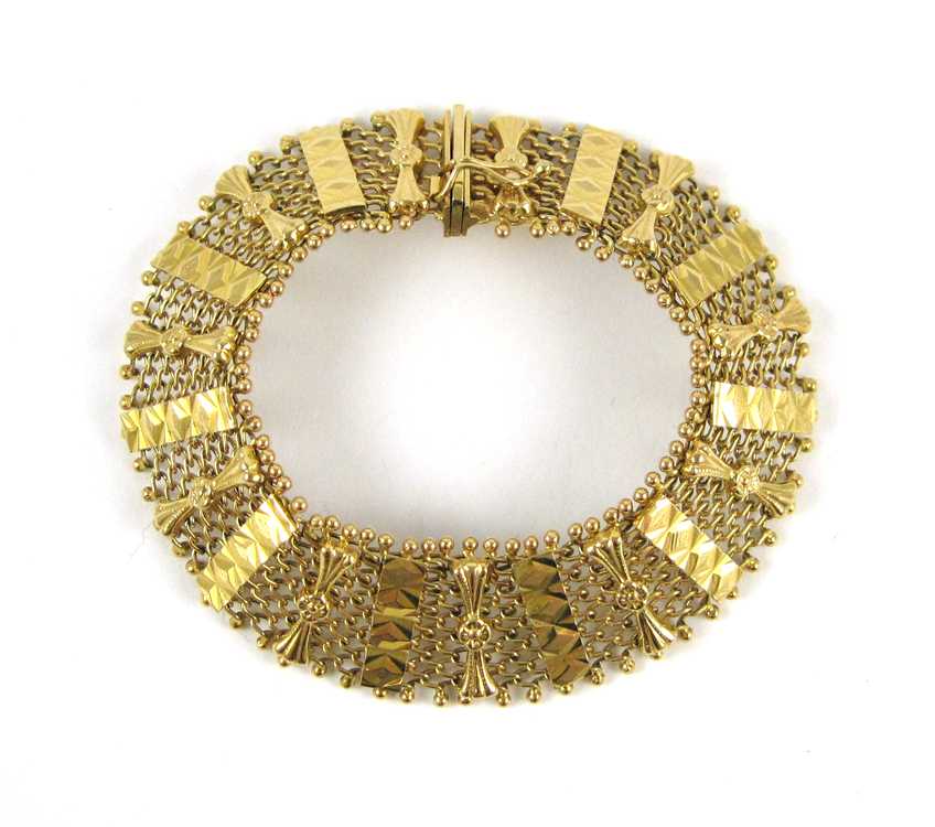 Appraisal: ITALIAN EIGHTEEN KARAT GOLD MESH BRACELET measuring - inches in