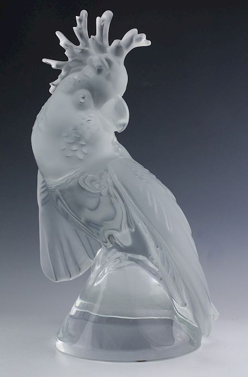 Appraisal: Lalique Art Glass Perroquet Parrot Bird Sculpture Lalique French crystal