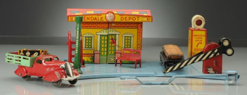 Appraisal: Comes with the original box Glendale station is the blue