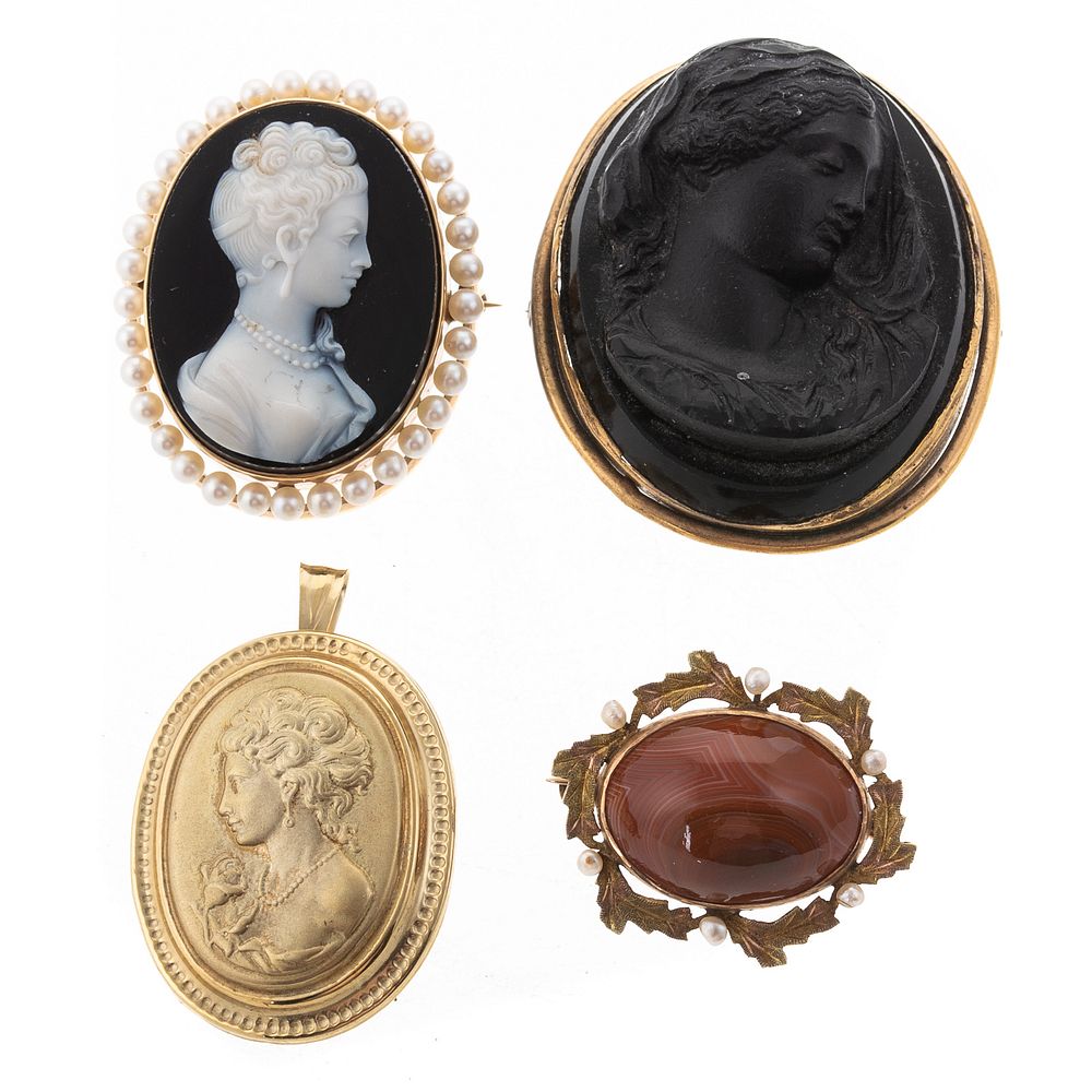 Appraisal: Three Cameo Brooches Agate Brooch K yellow gold black and