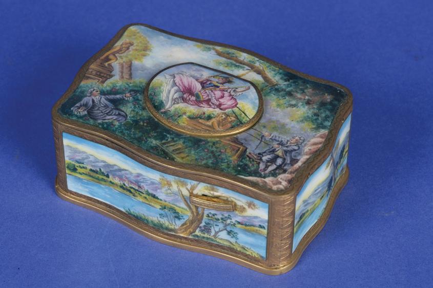 Appraisal: A SWISS ENAMEL AND GILT SINGING BIRD AUTOMATON of rectangular