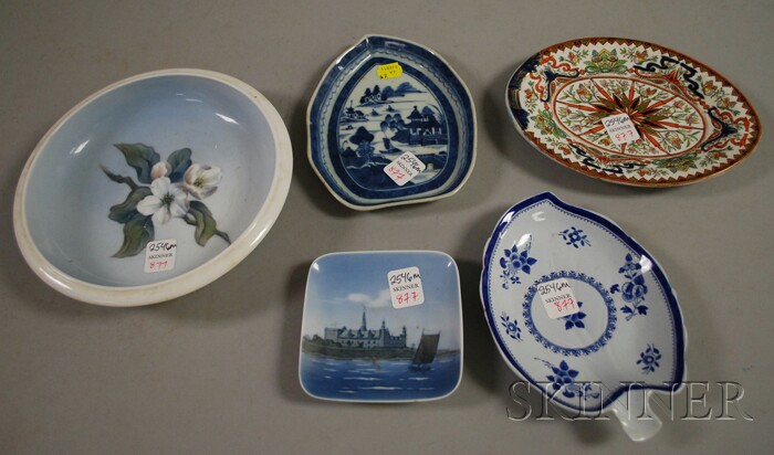 Appraisal: Four Assorted Decorated Ceramic Table Items including a Canton leaf-form