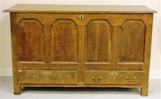 Appraisal: Oak lift top blanket chest panelled front over two drawers