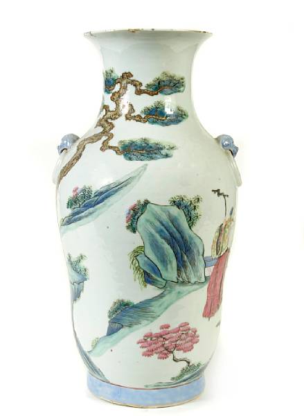 Appraisal: A Chinese Famile Rose porcelain vase well painted with an