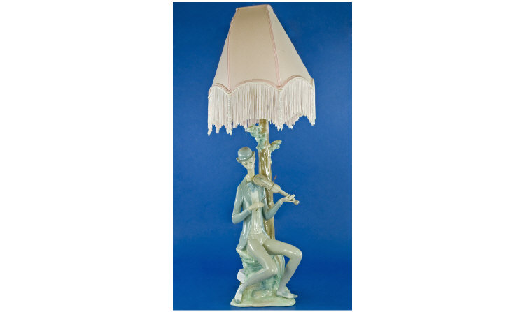 Appraisal: Lladro Lamp Figure Man Sat Playing The Violin Under A