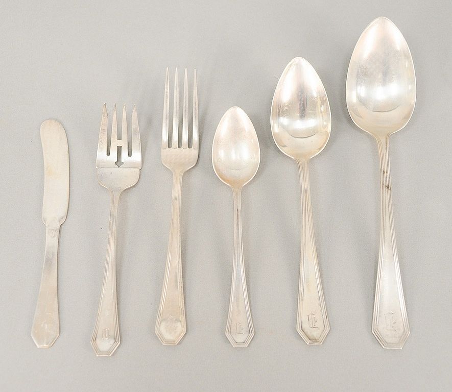 Appraisal: Sterling silver flatware set troy ounces Sterling silver flatware set