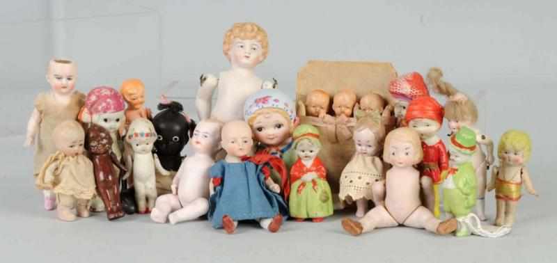 Appraisal: Lot of German Japan All-Bisque Dolls Description German black and