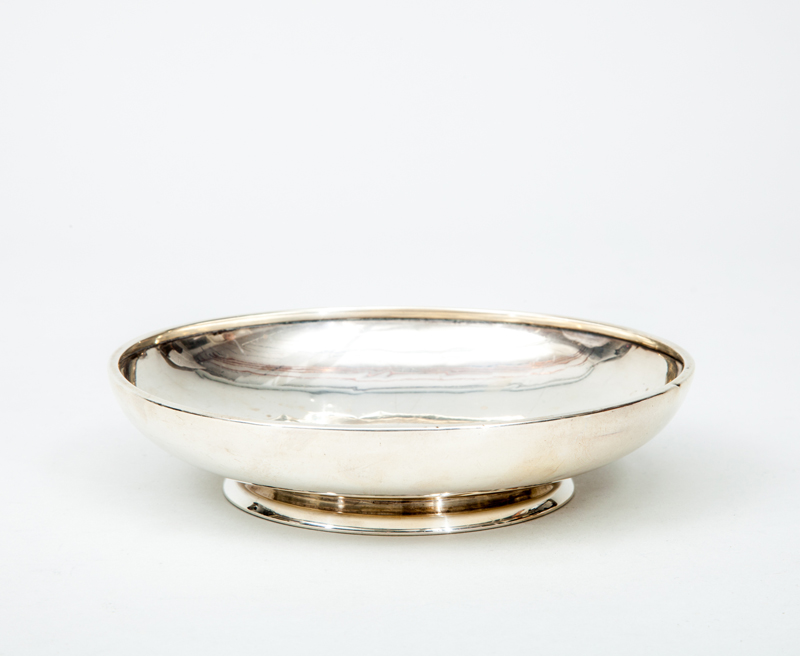 Appraisal: WALLACE SILVER LOW FOOTED BOWL x in diam approx oz