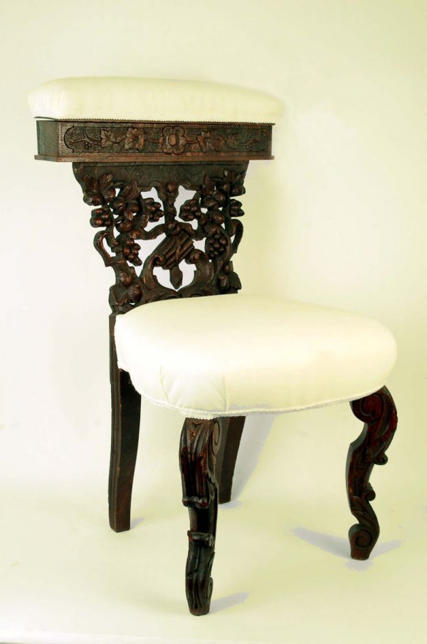 Appraisal: Fine Prie Dieu or prayer stool probably French circa th