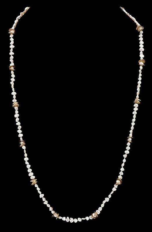 Appraisal: Elizabeth Locke kt Pearl Necklace knotted keshi style pearls clam