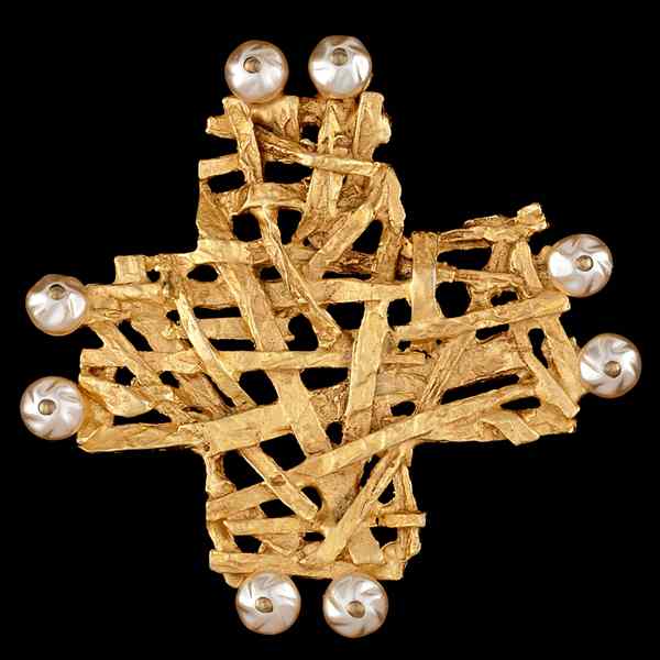 Appraisal: Christian Lacroix Weaved Pearls Brooch Ca s gold tone free