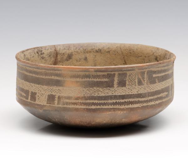 Appraisal: MISSISSIPPIAN CADDO PREHISTORIC PERIOD POTTERY BOWLThe shallow bowl with incised