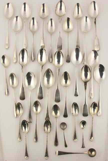 Appraisal: Six silver teaspoons Exeter fiddle pattern and twenty-four silver coffee