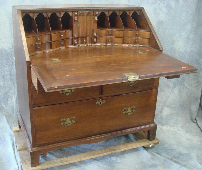 Appraisal: Walnut Queen Anne slant front desk serpentine and blocked interior