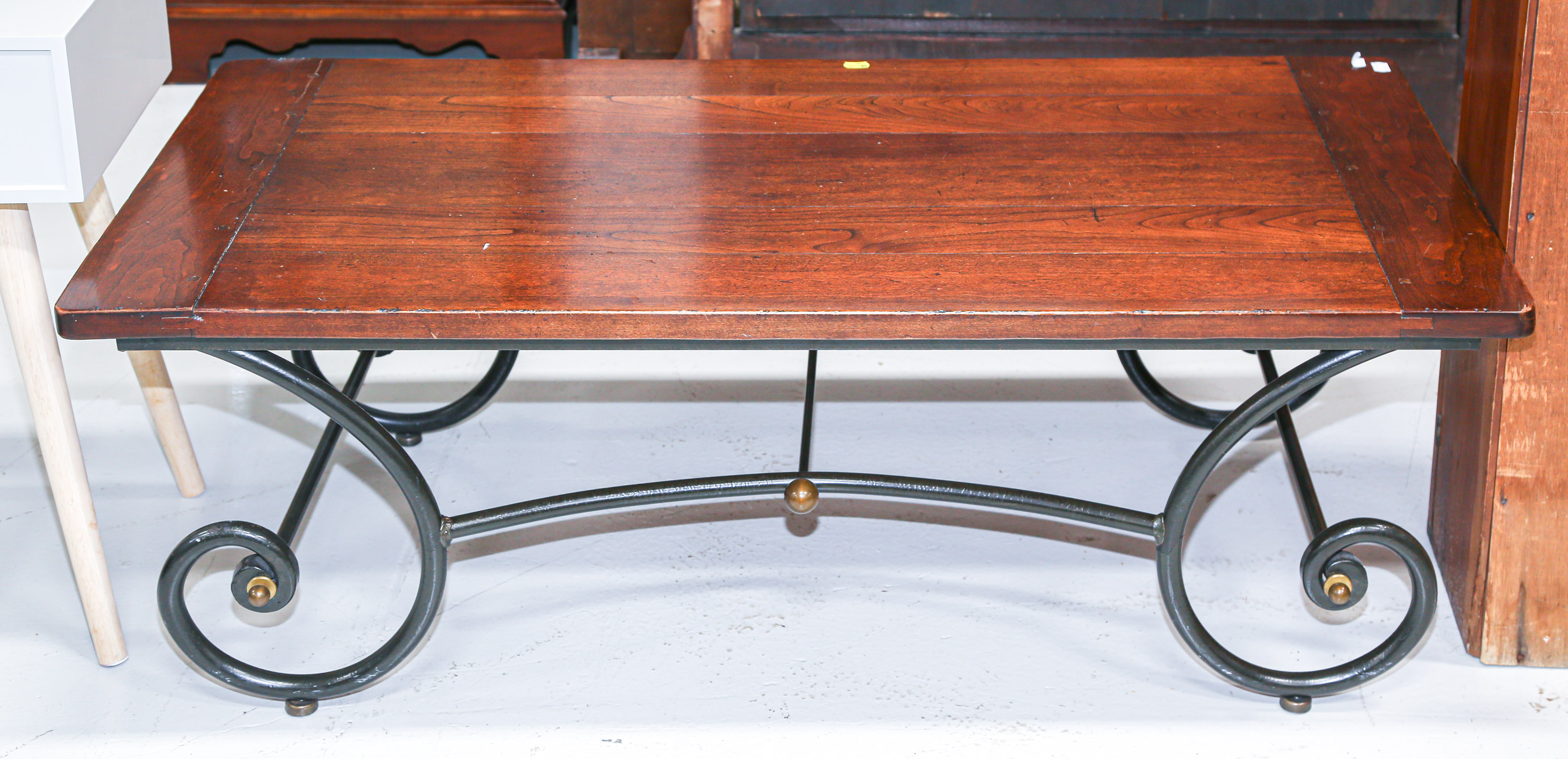 Appraisal: CONTEMPORARY NEOCLASSICAL COFFEE TABLE Late th century heavy cherry top