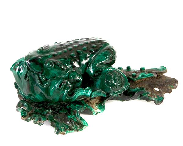 Appraisal: A malachite frog and lotus group th century length of