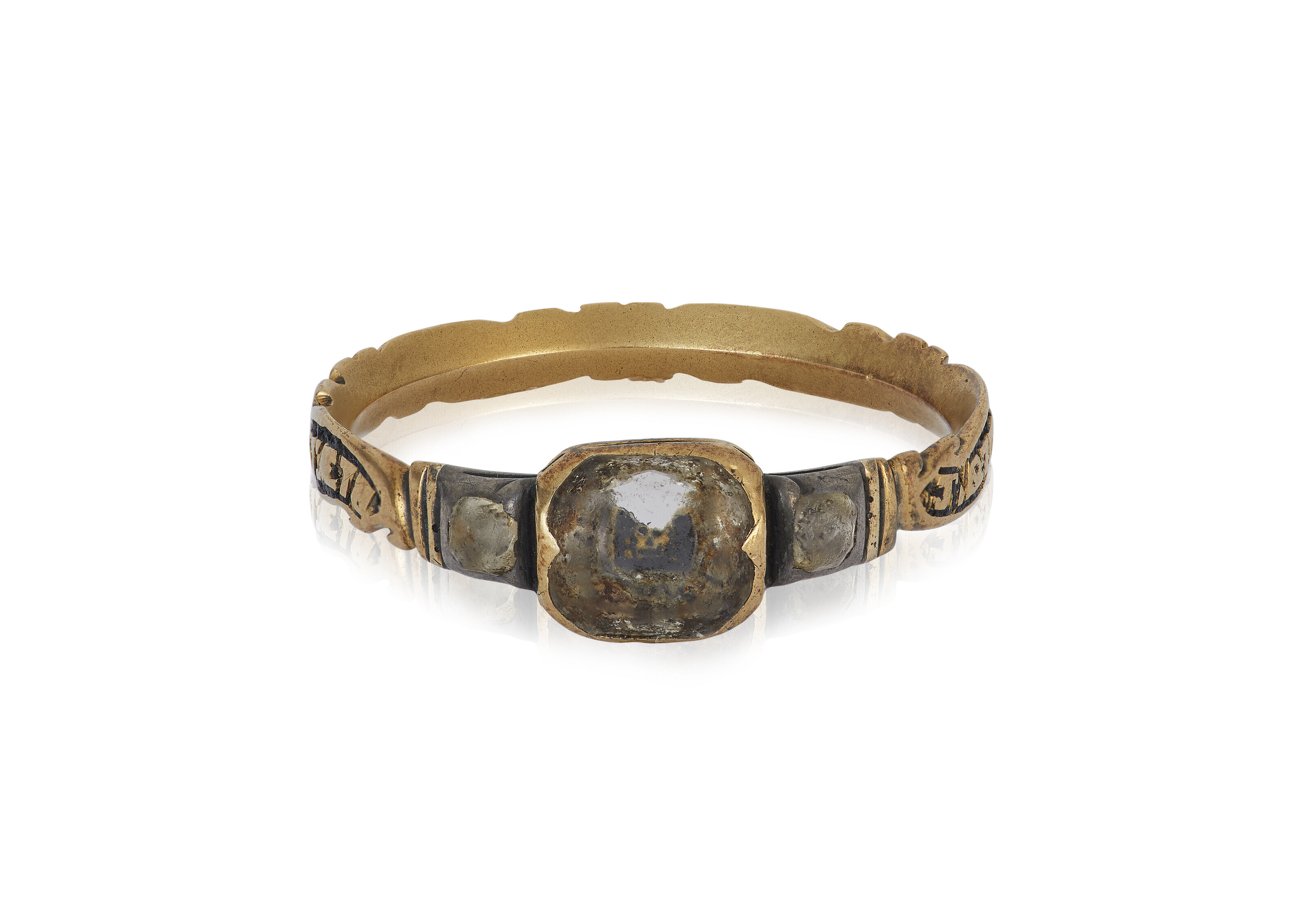 Appraisal: AN AMERICAN PASTE GEM MOUNTED ENAMEL AND GOLD MOURNING RING