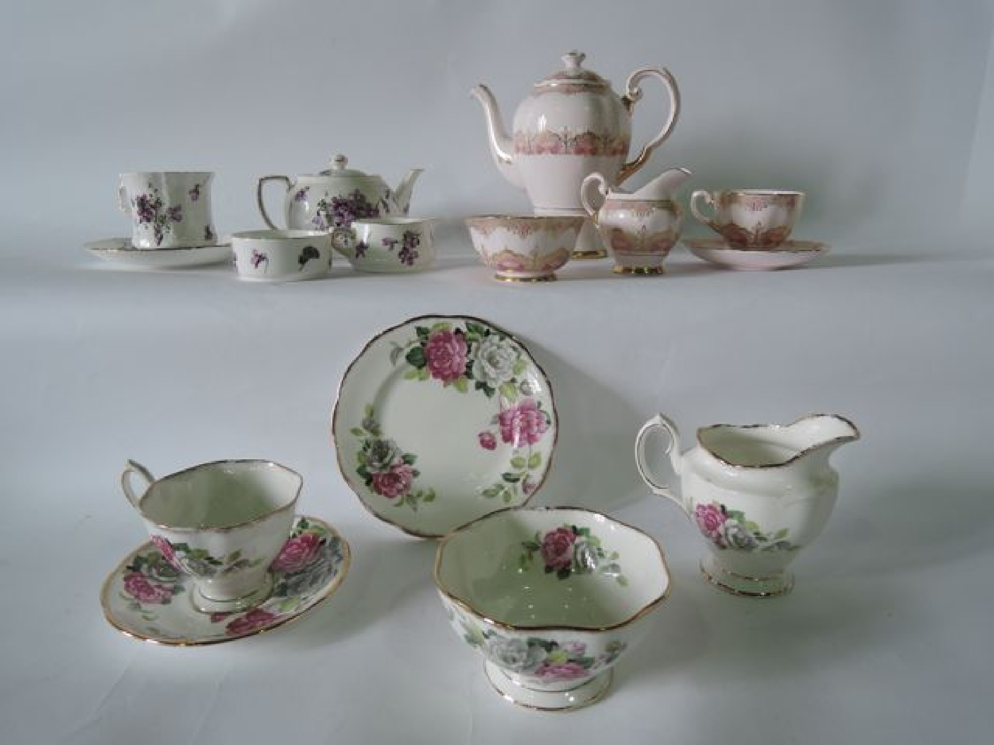 Appraisal: A collection of decorative tea wares including Royal Albert Evening