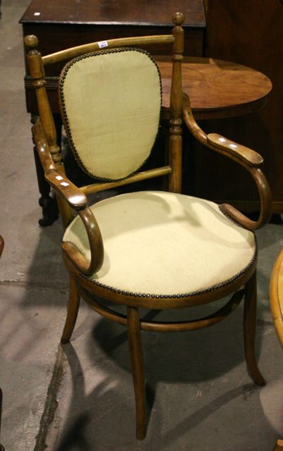 Appraisal: A Victorian upholstered arm chair